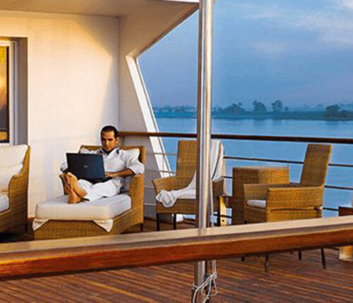 Oberoi Zahra Luxury Suite Terrace