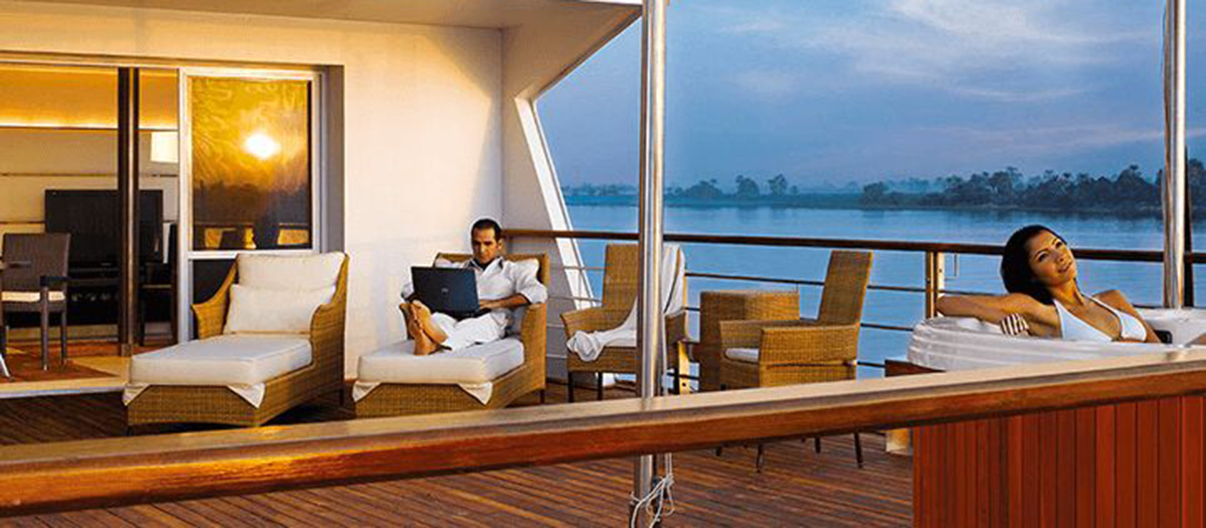 Oberoi Zahra Luxury Suite Terrace