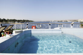 Steigenberger Senator Pool